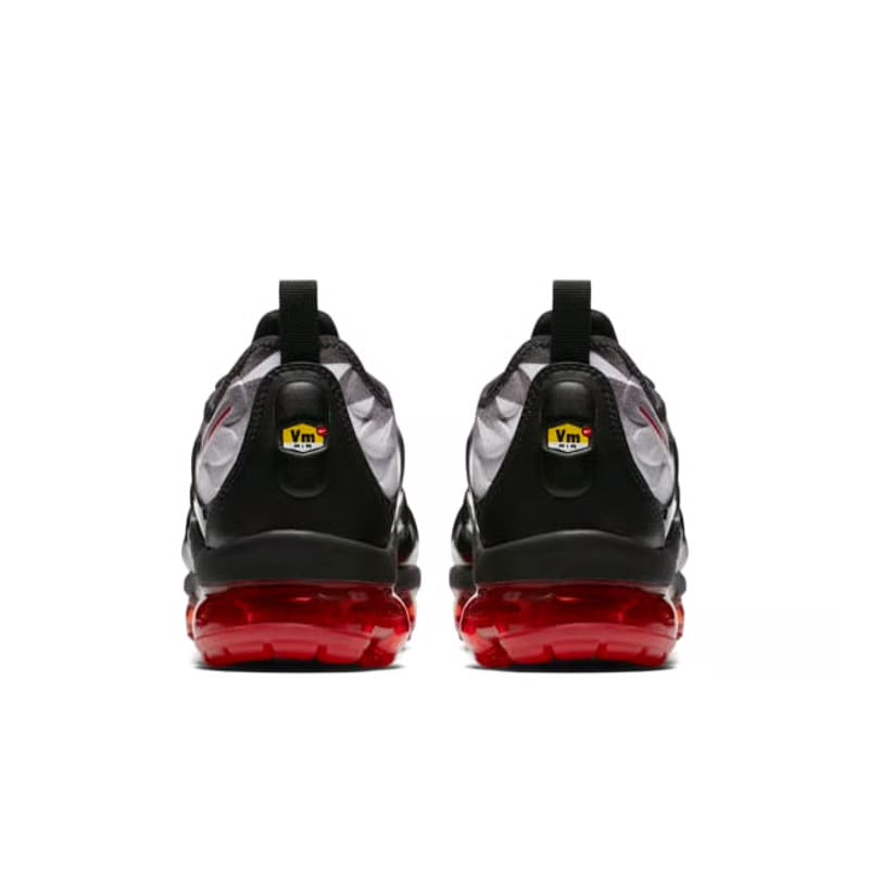 Nike Air Vapormax Plus “Shark”