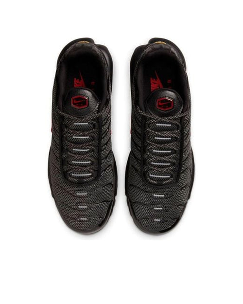 Nike Air Max Plus “Black Red”