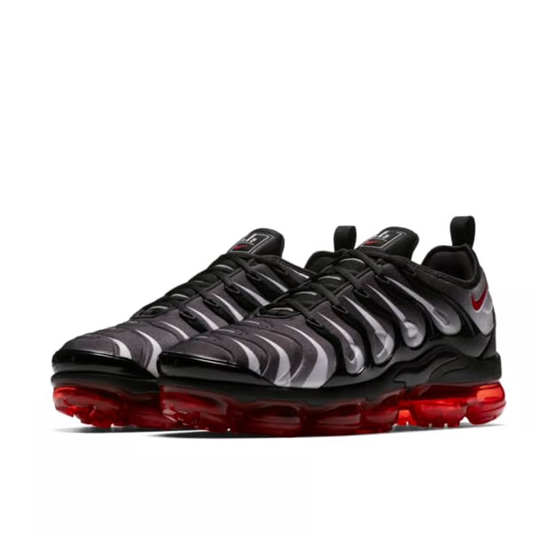 Nike Air Vapormax Plus “Shark”