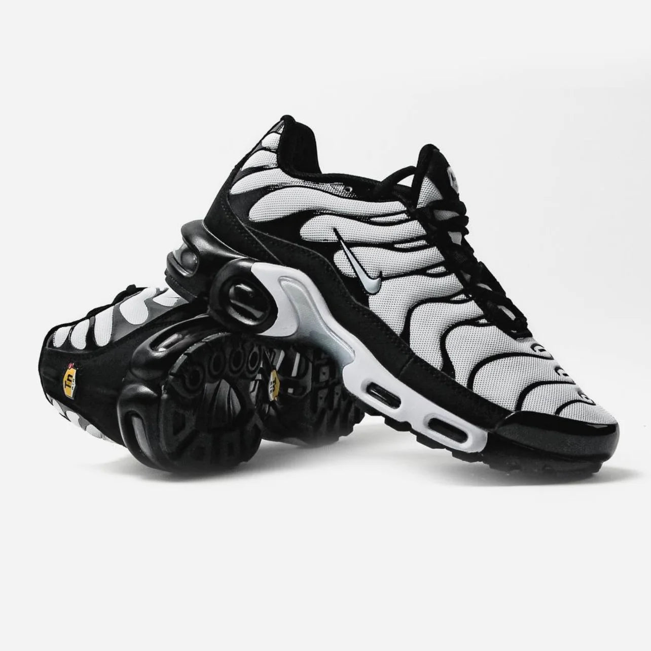 Nike Air Max Plus “White Black”